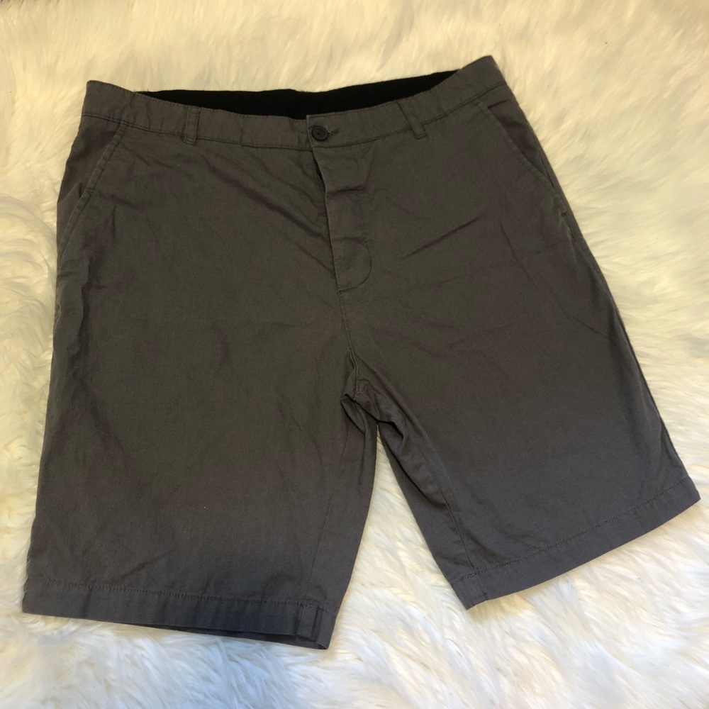 SALE✨ Men’s H&M Divided Blue Grey Shorts